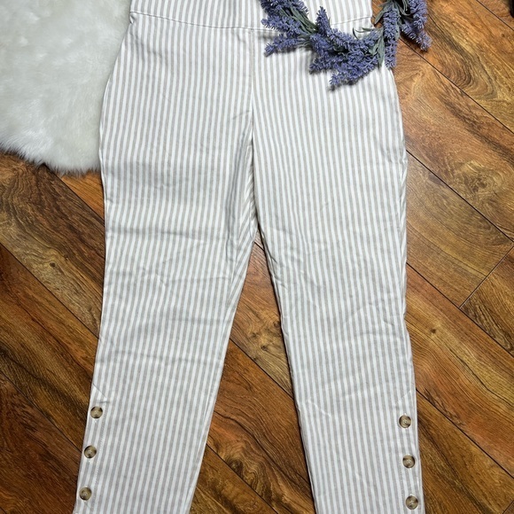Christopher & Banks Ankle Pants Size 10P Cream Beige Stripe Linen A1-29 - Picture 4 of 10